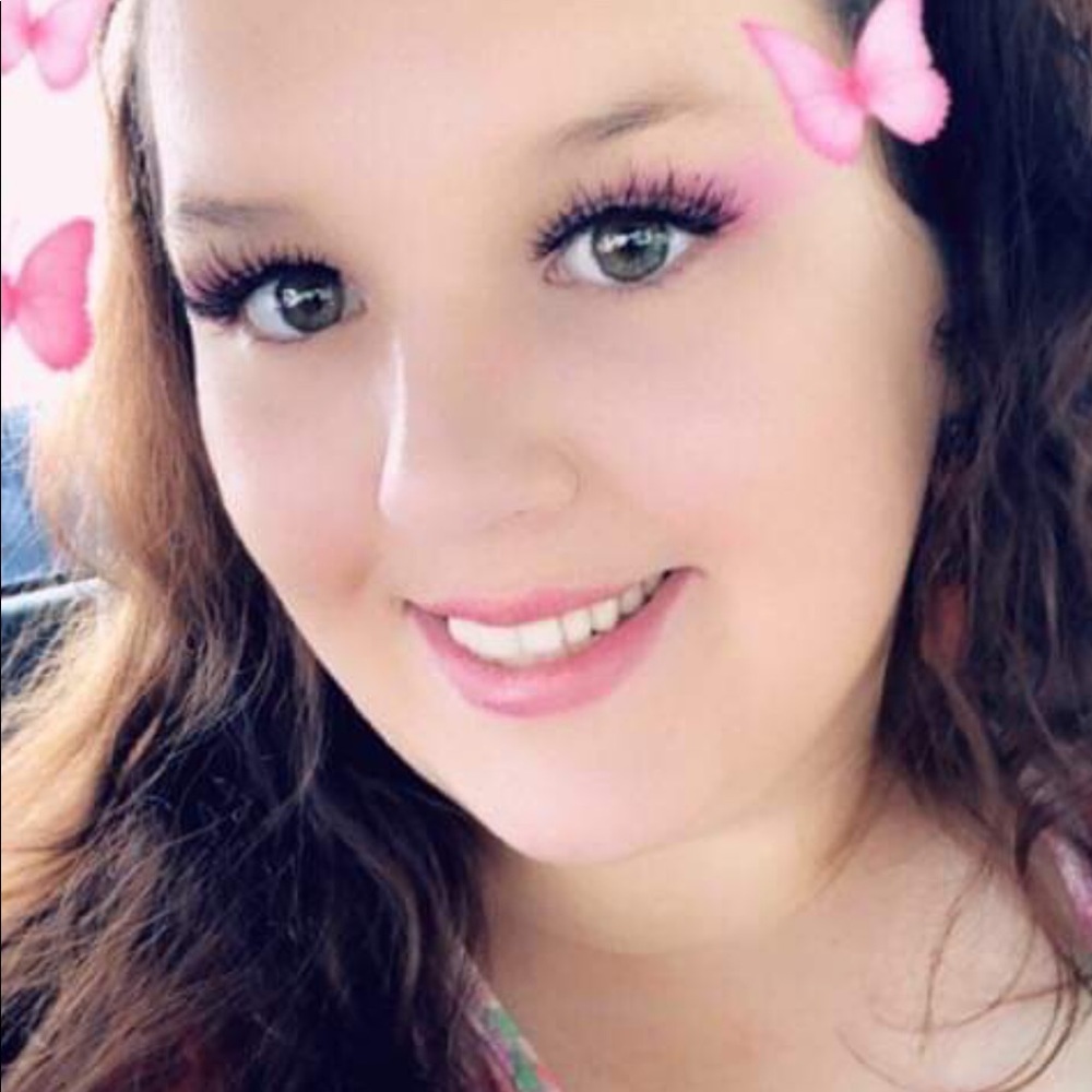 Meet your Posher, Jewelanne